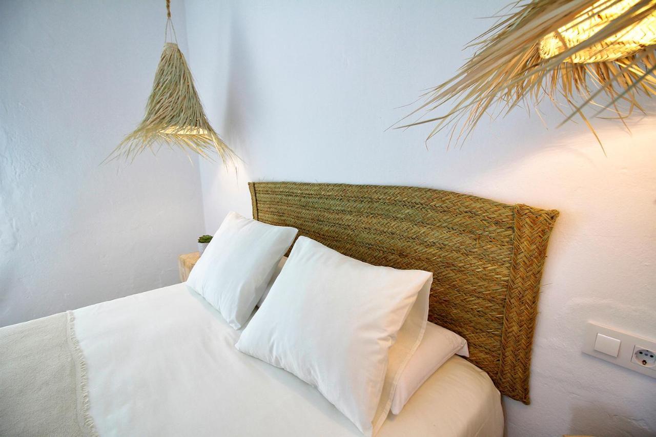 Alma Zahora Hotell Barbate Exteriör bild
