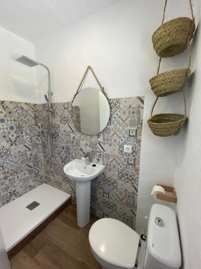 Alma Zahora Hotell Barbate Exteriör bild