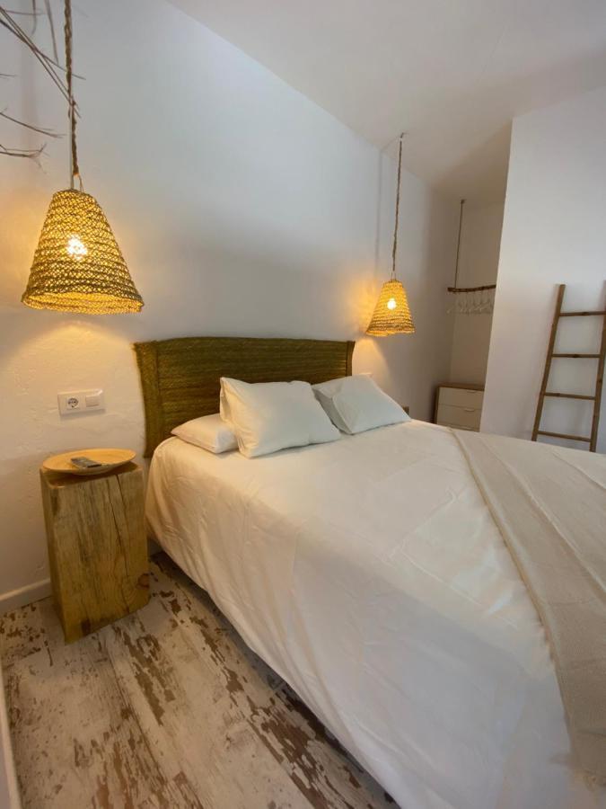 Alma Zahora Hotell Barbate Exteriör bild