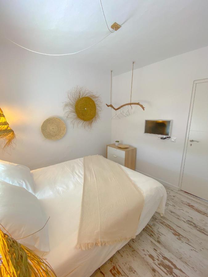 Alma Zahora Hotell Barbate Exteriör bild