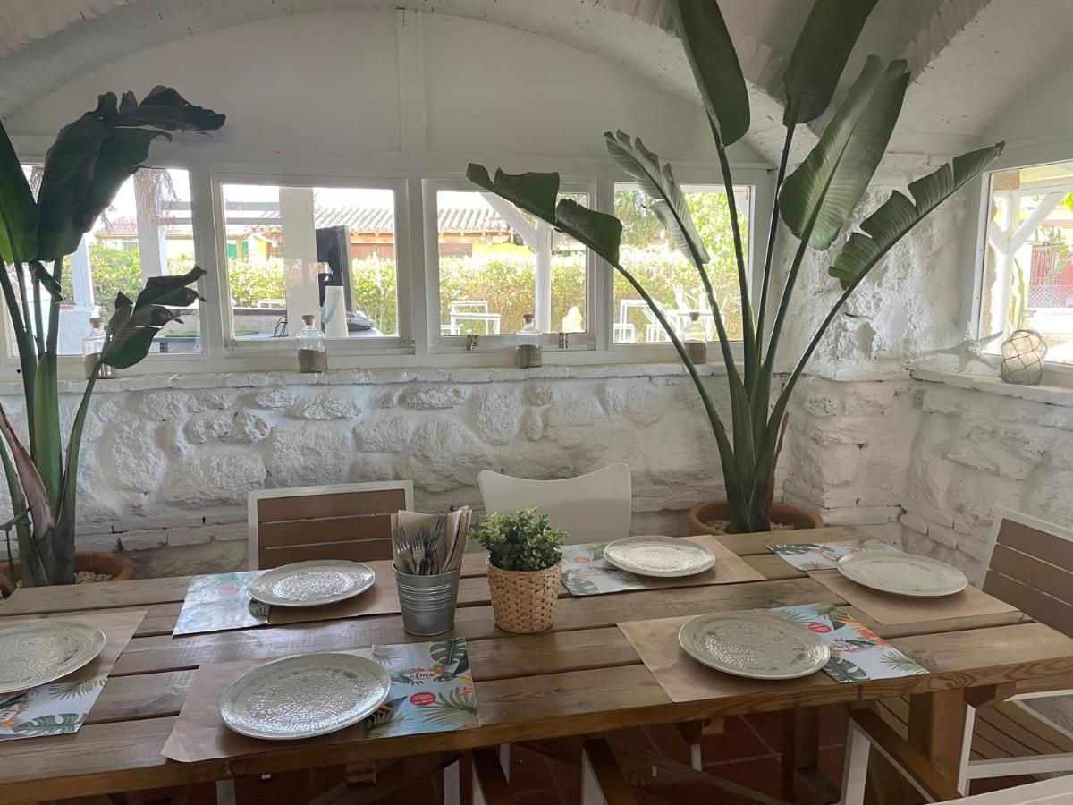 Alma Zahora Hotell Barbate Exteriör bild